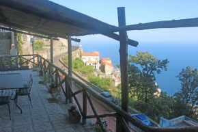 Ambra Holiday House